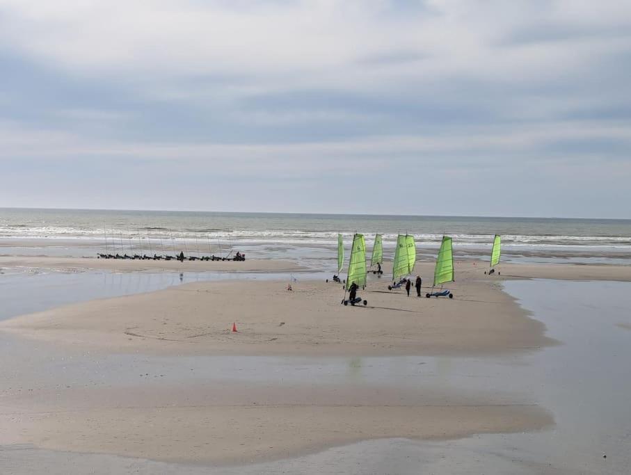 Evasion Plage - Appartement Lumineux Plein Centre Et 150M Plage Нефшатель-Ардело Екстер'єр фото